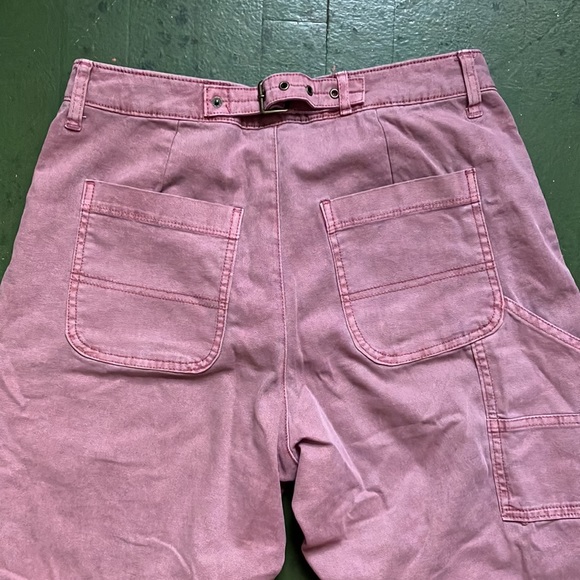 Pink cargo pants. Perfect condition, only worn a couple times. Super comfy! - Picture 5 of 5
